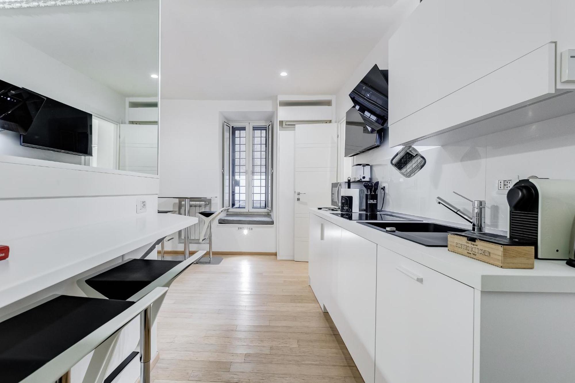 Colosseo Charming - Rione Monti - Colosseo Apartamento